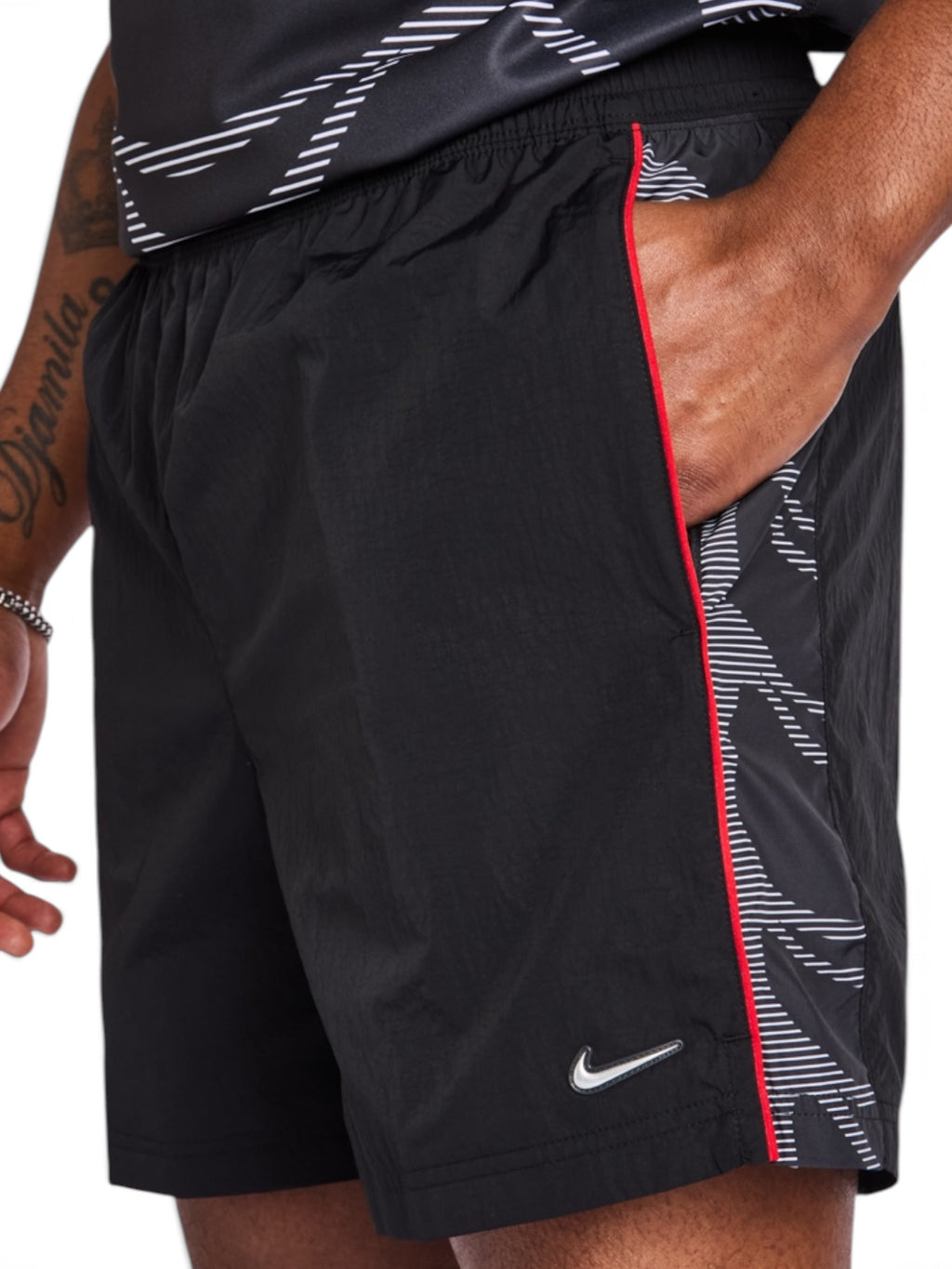 NIKE SPORTSWEAR TUNED AIR WOVEN SHORT