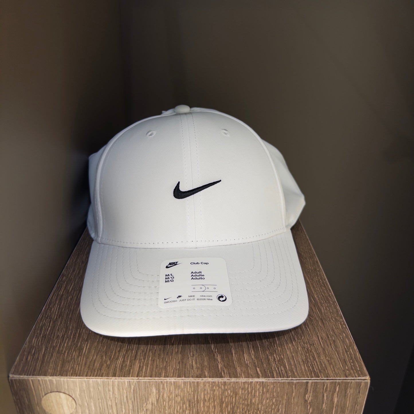 NIKE GORRA WHITE
